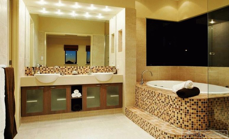 Photo d'un intérieur de salle de bain moderne