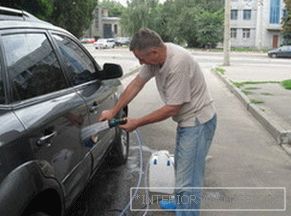 Opération de lavage de voiture